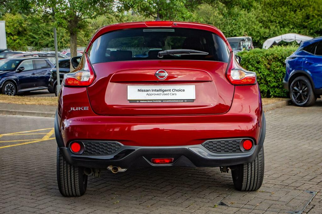 Nissan Juke 1.6 Bose Personal Edition Euro 6 BG68WUY Red #4