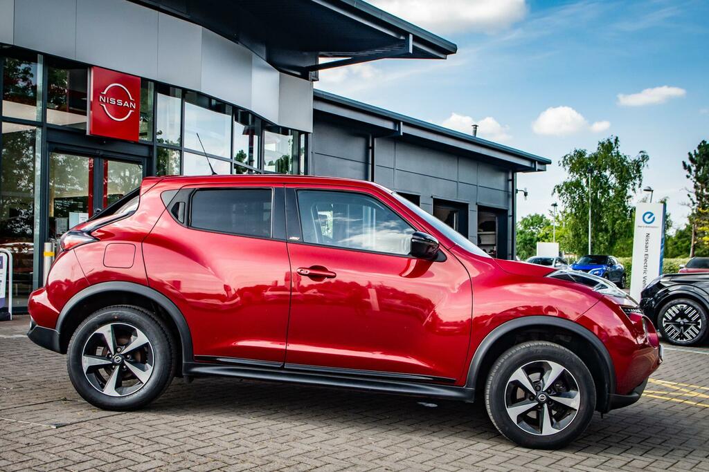 Nissan Juke 1.6 Bose Personal Edition Euro 6 BG68WUY Red #6