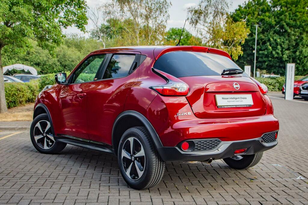 Nissan Juke 1.6 Bose Personal Edition Euro 6 BG68WUY Red #3