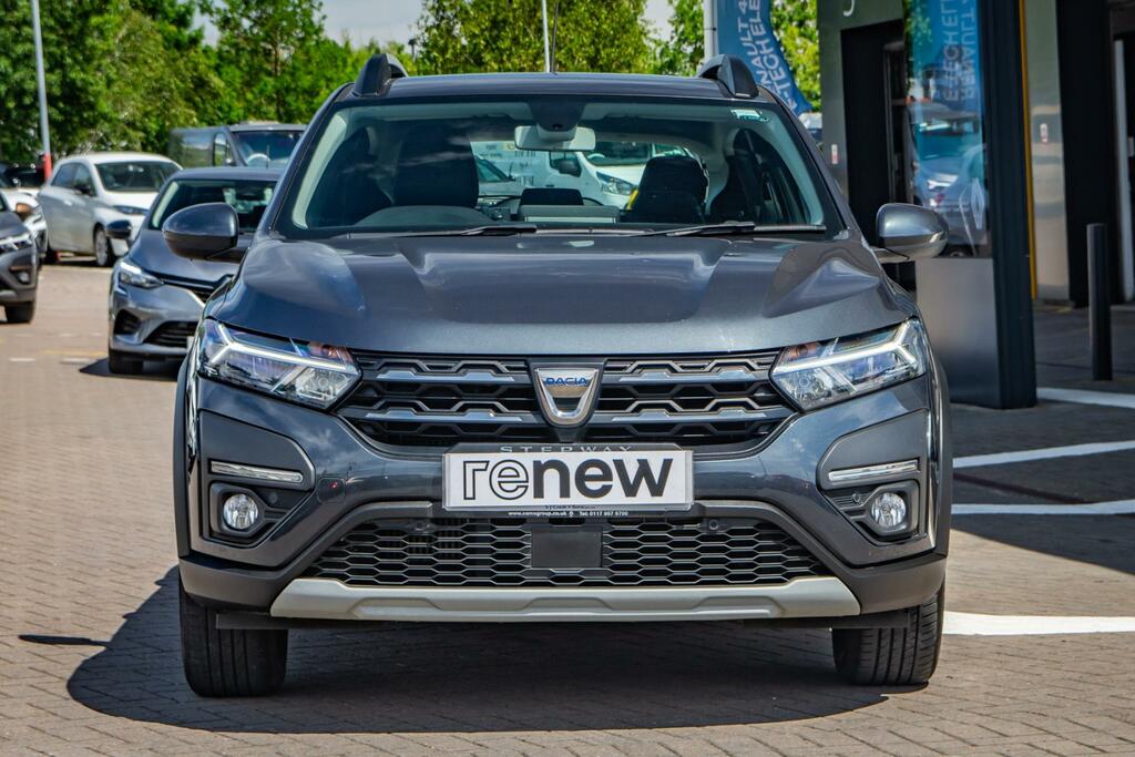 Dacia Sandero Stepway Hatchback Prestige #2