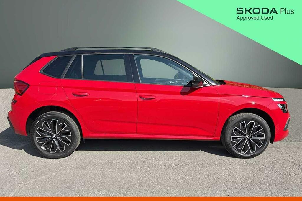 Skoda Kamiq 1.0 Tsi 95 Design Edition Red #4