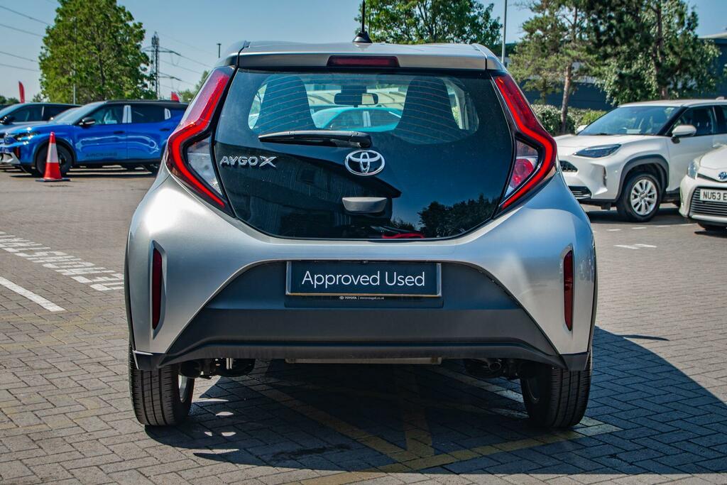 Toyota Aygo X 1.0 Vvt-i Pure X-shift Euro 6 Ss Silver #4