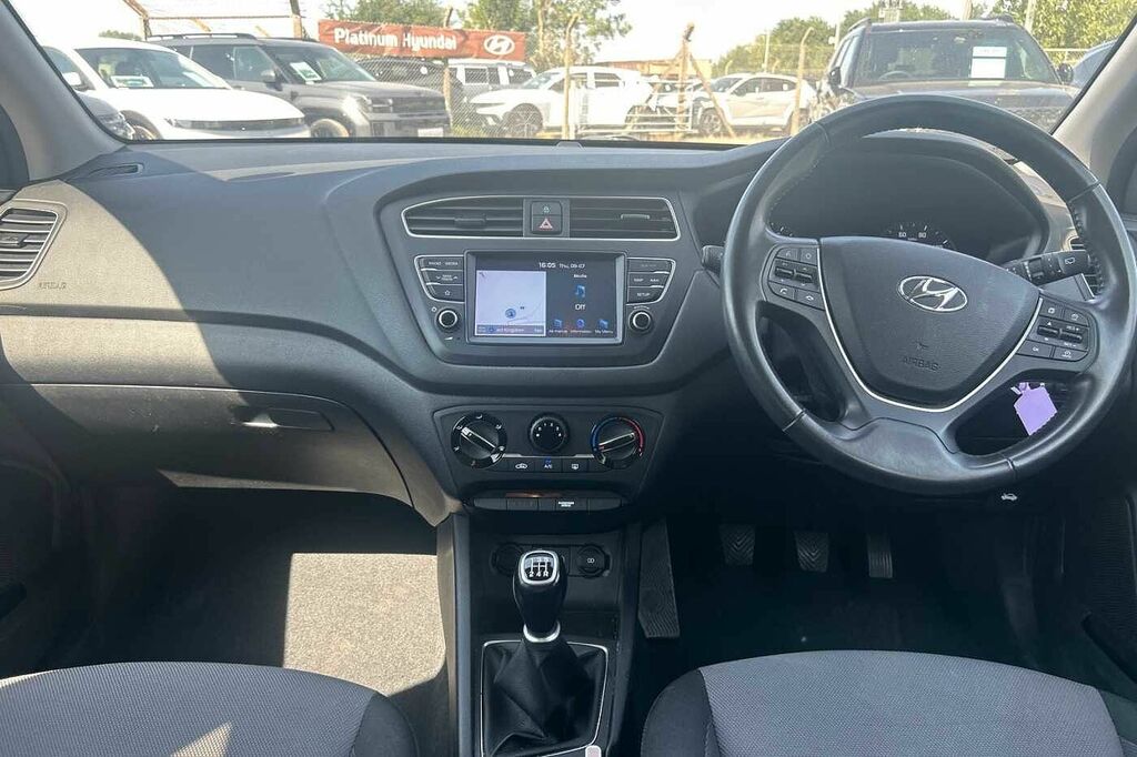 Hyundai I20 1.2 Mpi Play WV69HWR White #4