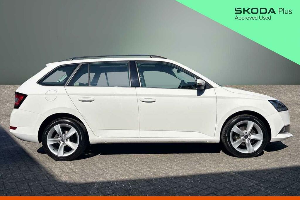 Skoda Fabia 1.0 Tsi Se L WV68KSN White #4