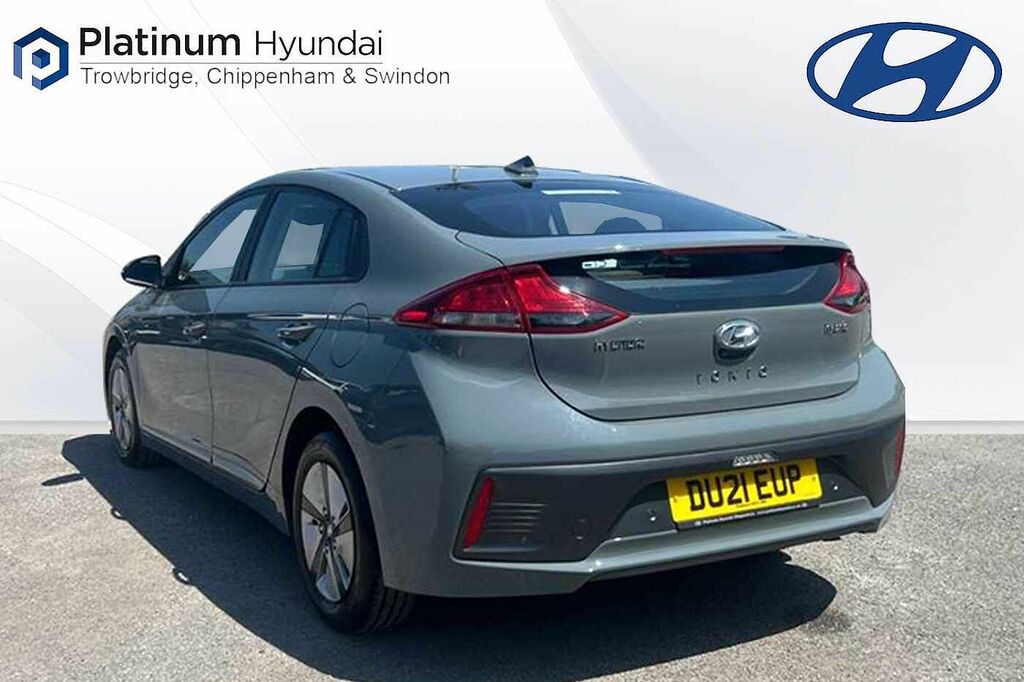 Hyundai Ioniq 1.6 Gdi Hybrid Se Connect Dct Grey #3