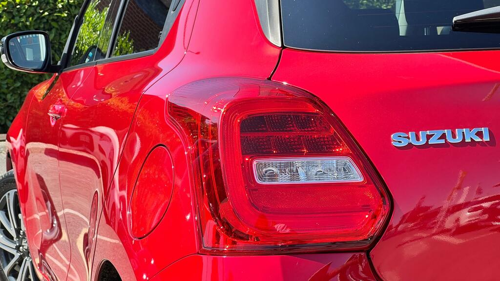 Suzuki Swift 1.2 Dualjet Mhev Sz5 Hatchback Hybrid M PF72KLL Red #4