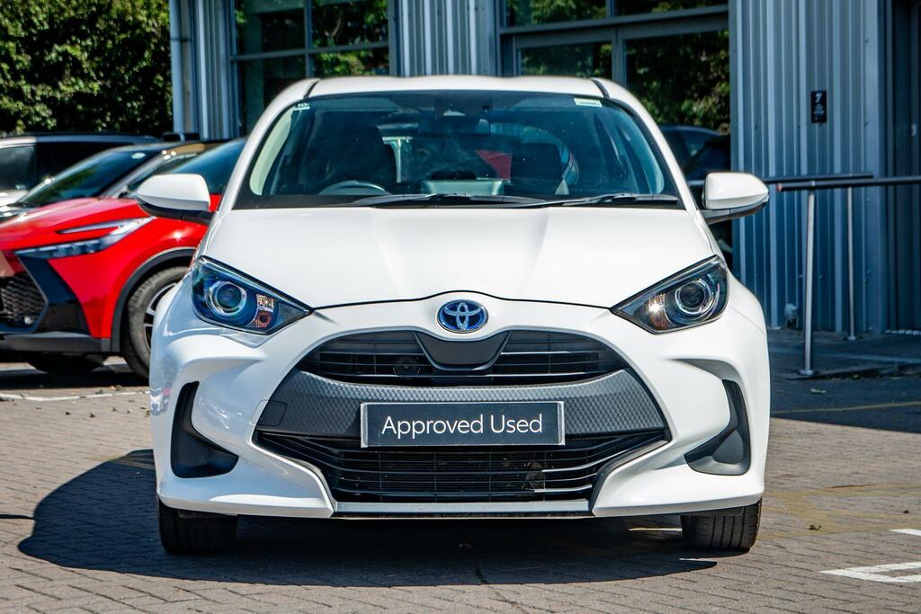 Toyota Yaris 1.5 Vvt-h Icon E-cvt Euro 6 Ss  White #5