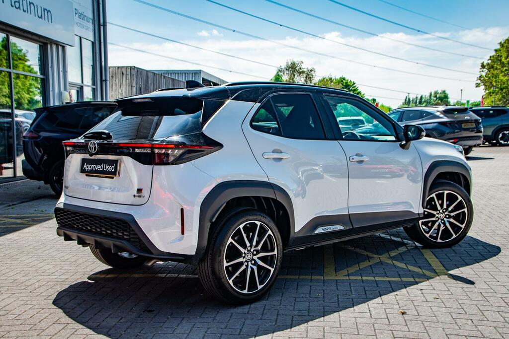 Toyota Yaris Cross 1.5 Vvt-h Gr Sport E-cvt Euro 6 Ss Grey #2