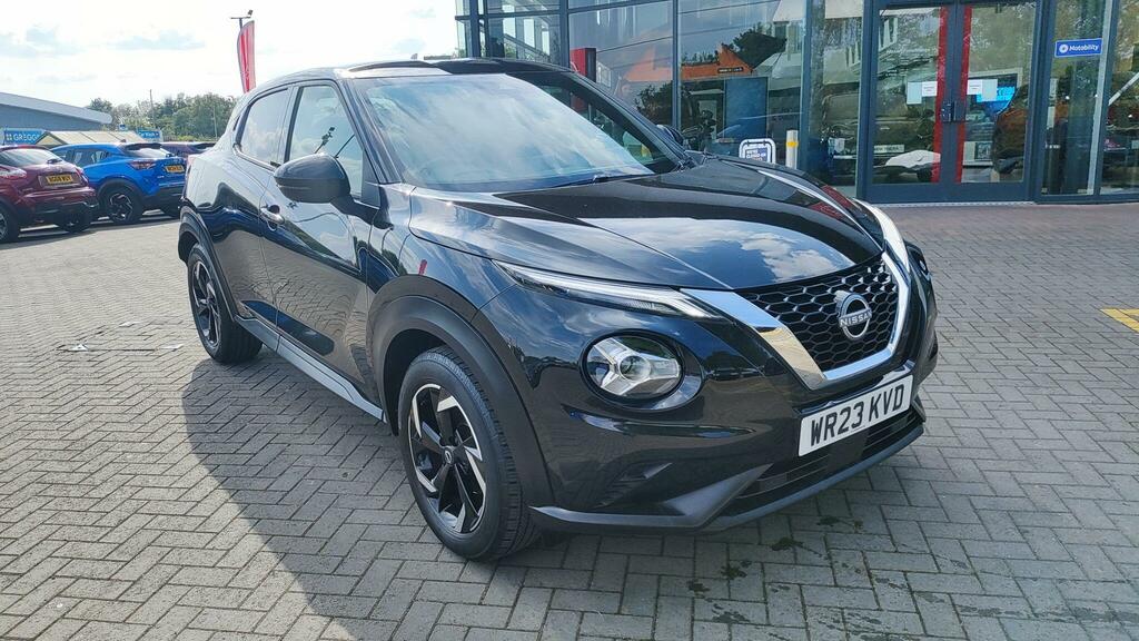 Nissan Juke 1.0 Dig-t N-connecta Euro 6 Ss WR23KVD Black