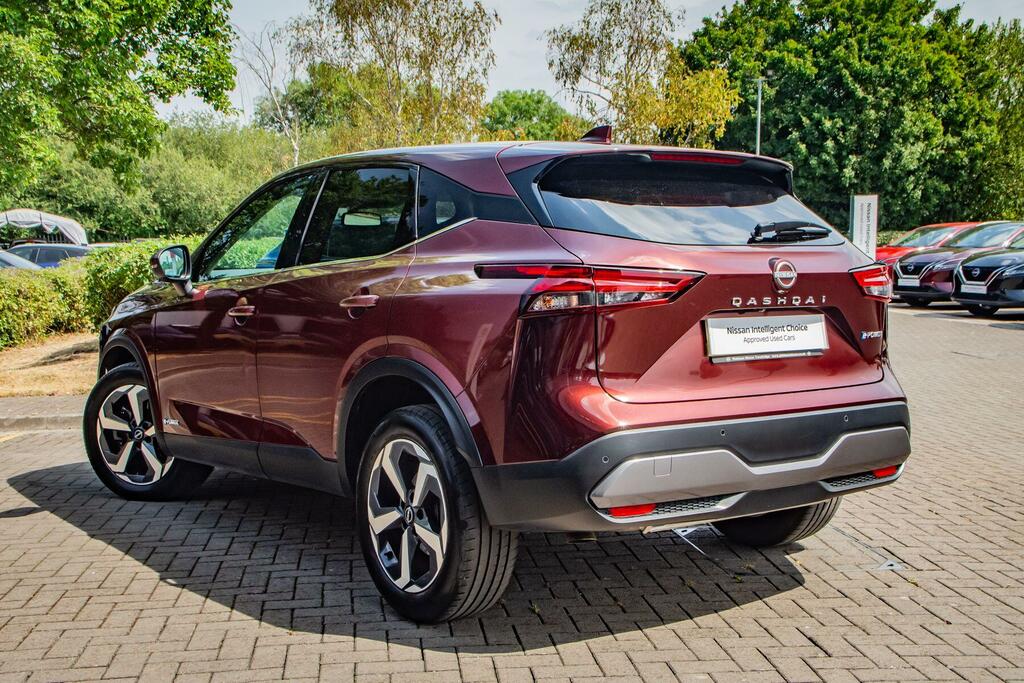 Nissan Qashqai 1.5 H E-power N-connecta Euro 6 Ss WR23KZA Red #3