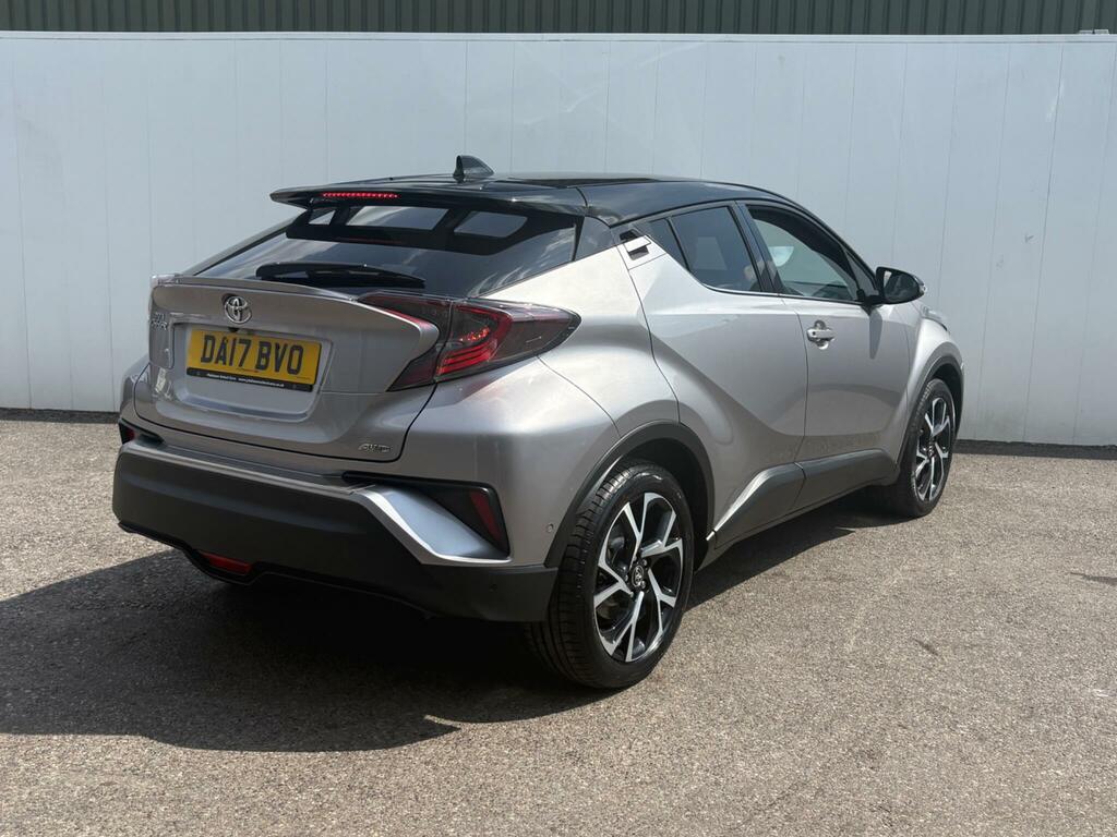 Toyota C-Hr Excel White #8