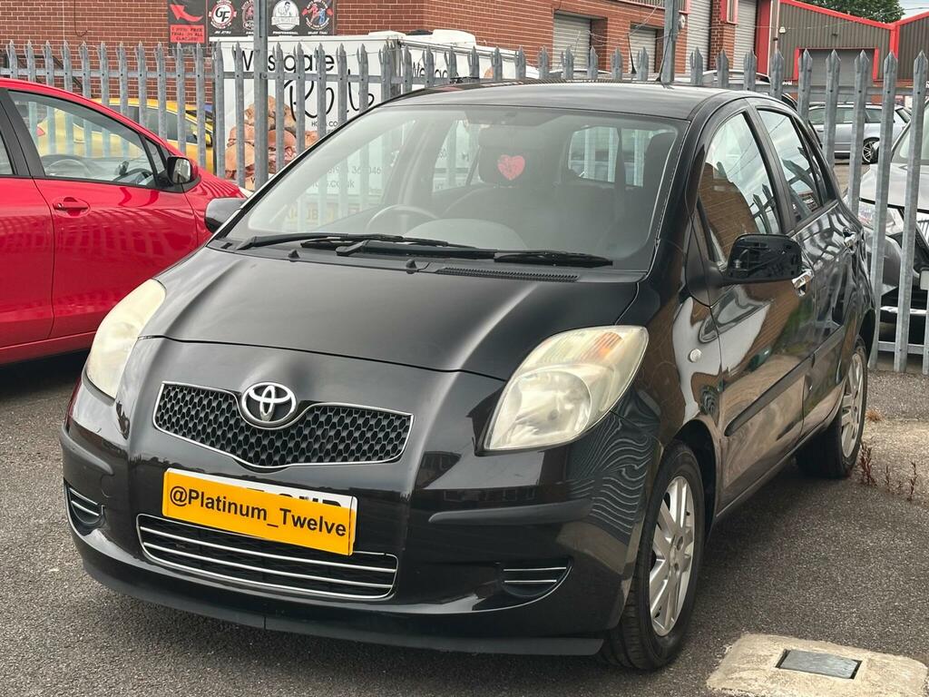 Toyota Yaris 1.3 Tr Multimode Black #4