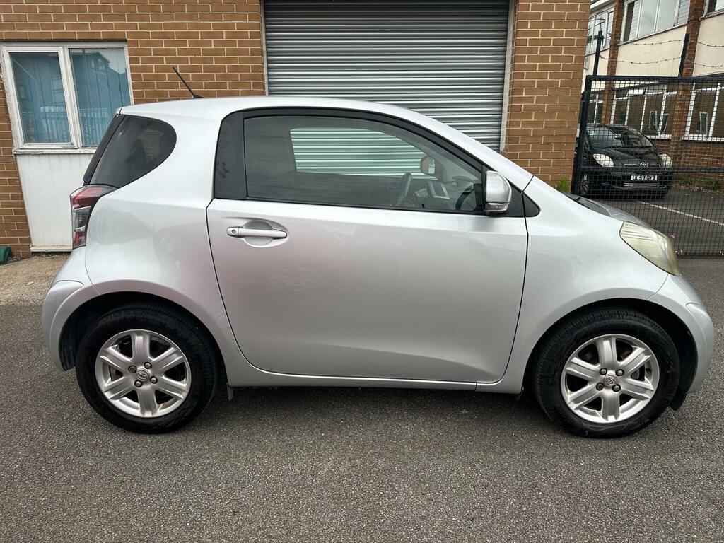 Toyota IQ 1.0 Vvt-i 2 Multidrive Euro 4 Silver #5