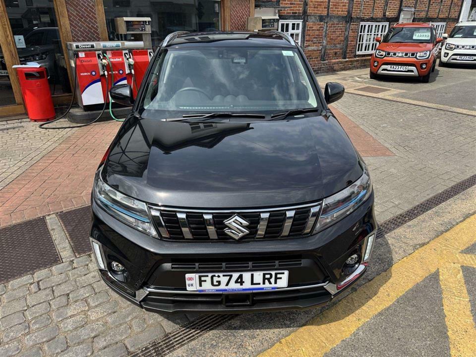 Suzuki Vitara Sz Tourer 1.5I Hybrid Black #4