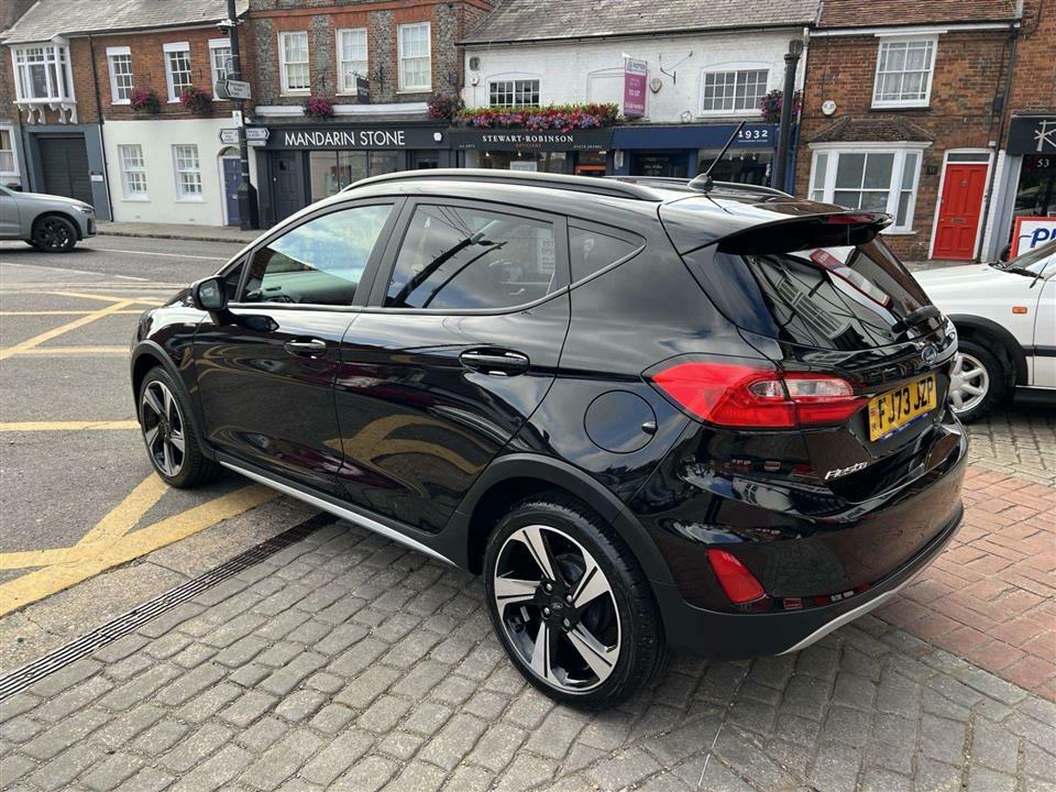 Ford Fiesta Active Edition 1.0I 125Ps Hybrid Black #4