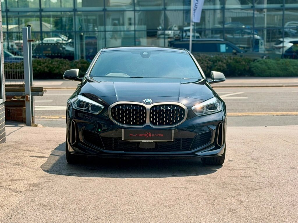 BMW 1 Series Hatchback HD72KUG Black #4