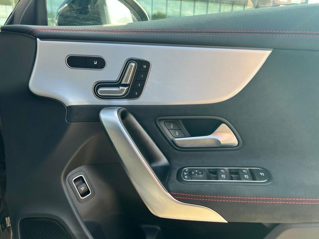 Mercedes-Benz CLA Class 1.3L Amg Line Black #6