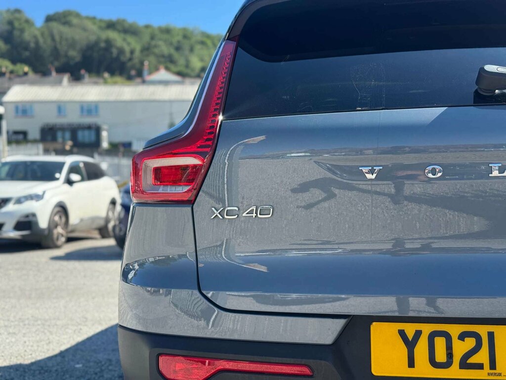 Volvo XC40 1.5 T3 163 R Design Geartronic Black #11