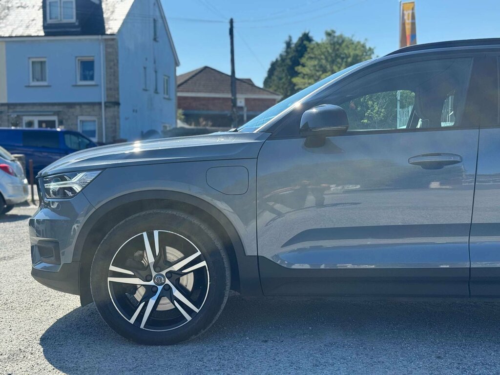 Volvo XC40 1.5 T3 163 R Design Geartronic Black #8