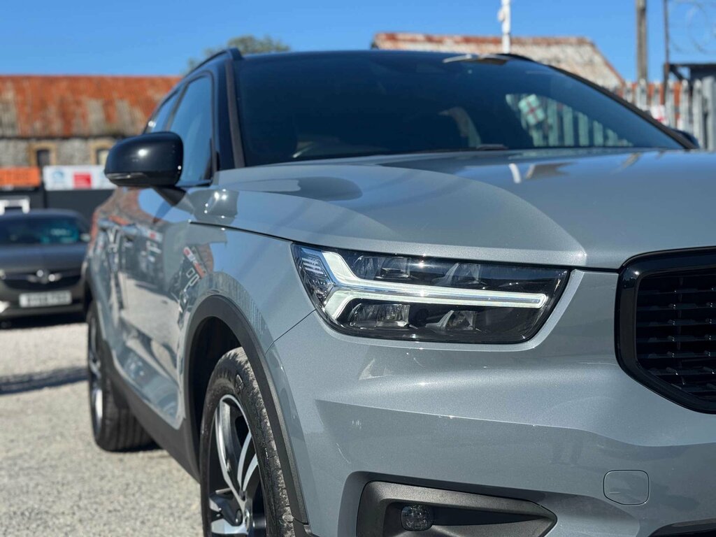 Volvo XC40 1.5 T3 163 R Design Geartronic Black #22