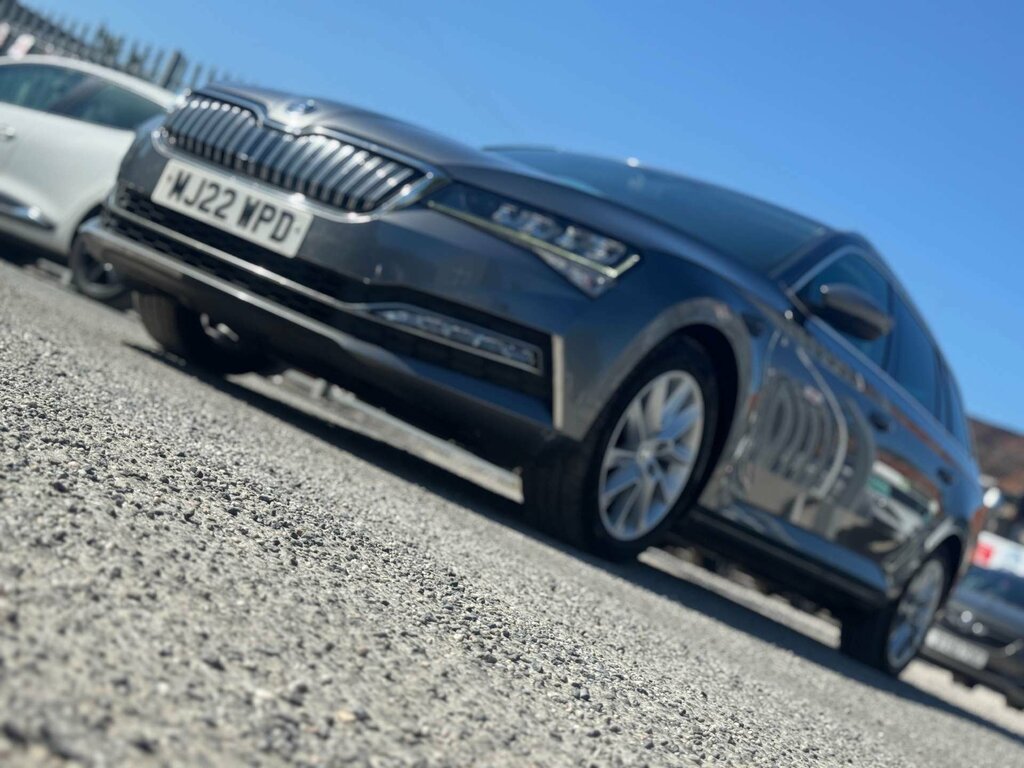 Skoda Superb 2022 1.4 Tsi Iv 13Kwh Se Technology Dsg Euro 6 S White #15