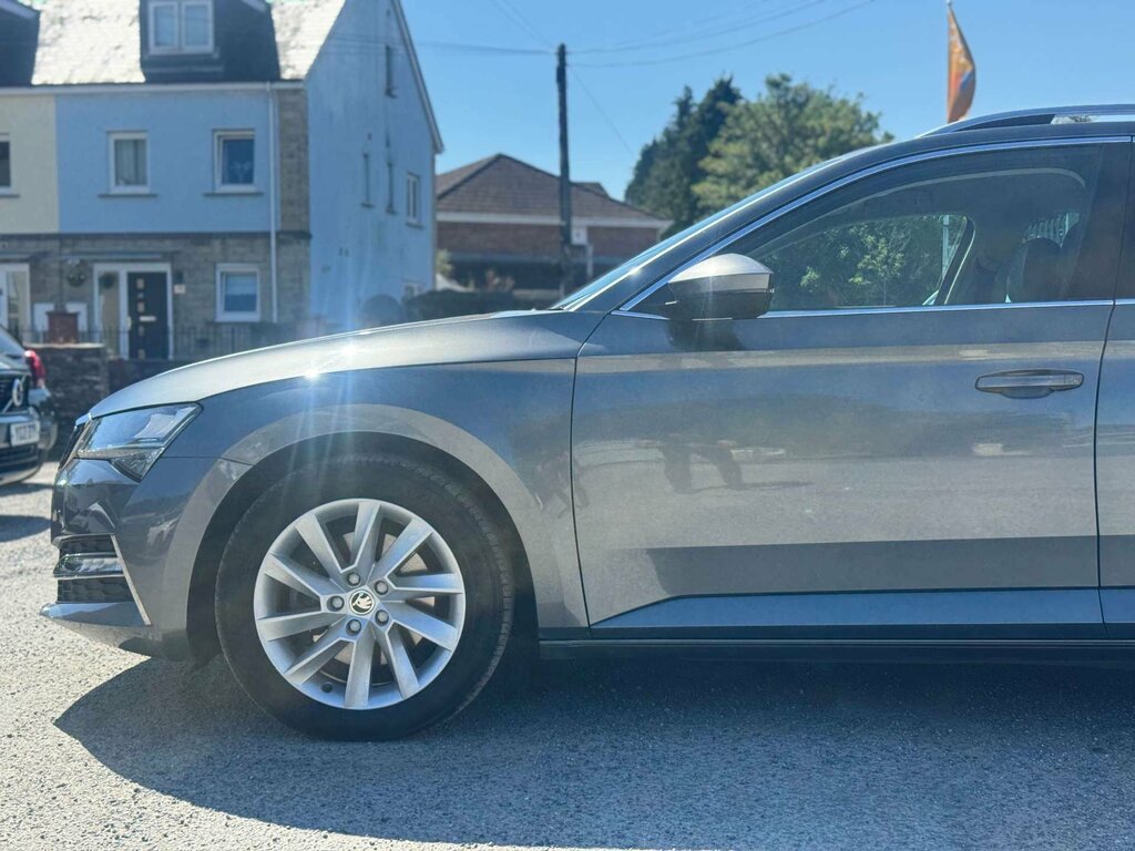 Skoda Superb 2022 1.4 Tsi Iv 13Kwh Se Technology Dsg Euro 6 S White #10