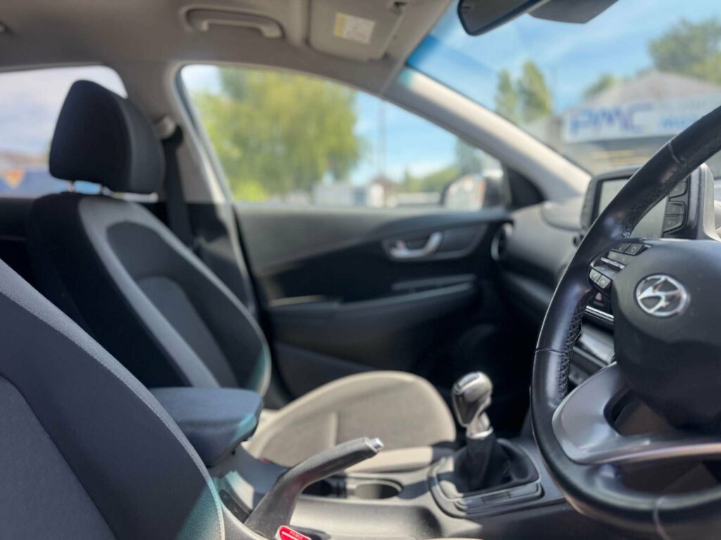 Hyundai Kona 1.0T Gdi Blue Drive Premium Se Silver #54
