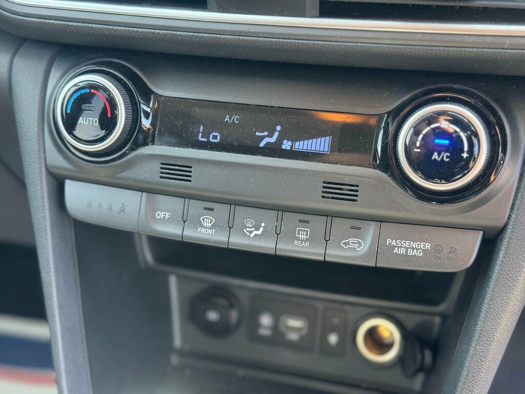 Hyundai Kona 1.0T Gdi Blue Drive Premium Se Silver #55