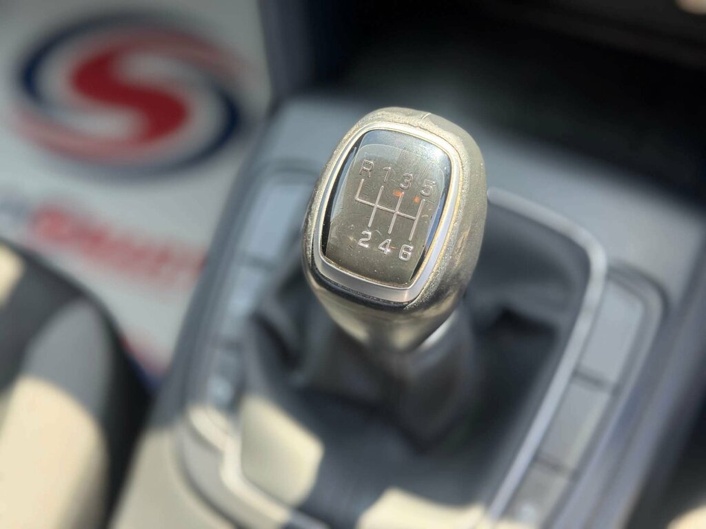 Hyundai Kona 1.0T Gdi Blue Drive Premium Se Silver #43