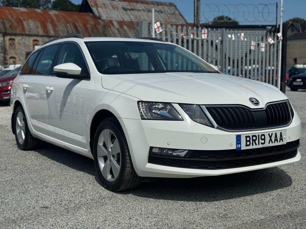 Skoda Octavia 1.6 Octavia Se Technology Tdi BR19XAA White #6