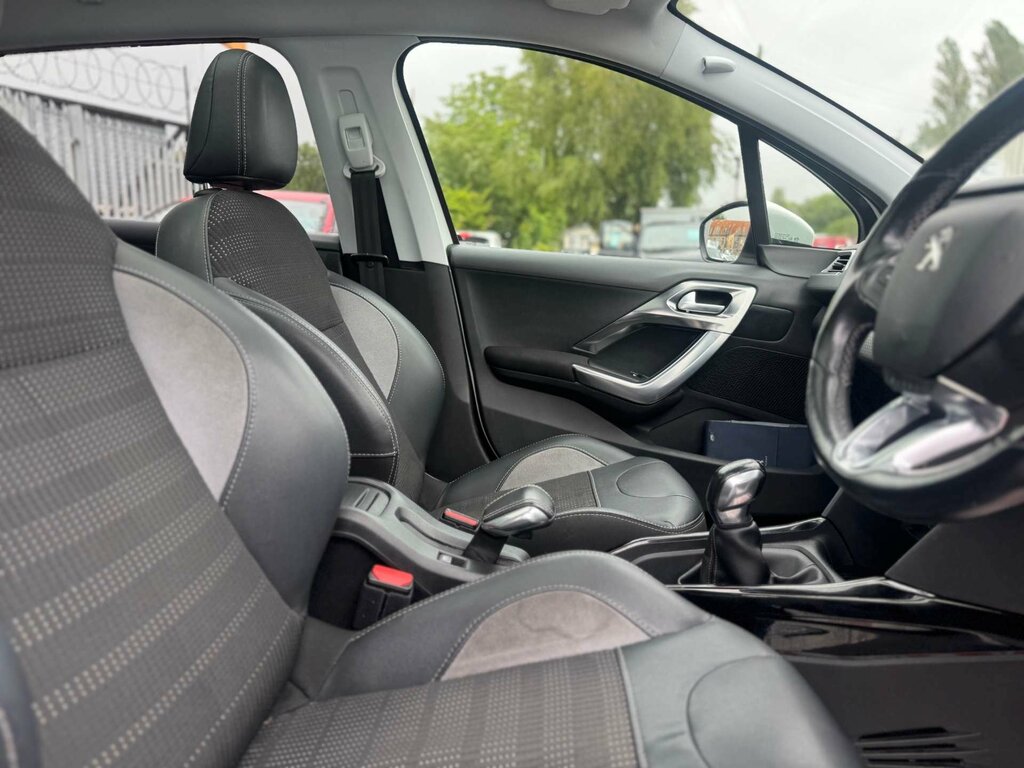 Peugeot 2008 Suv 1.6 Bluehdi Allure Euro 6 201717 Black #47