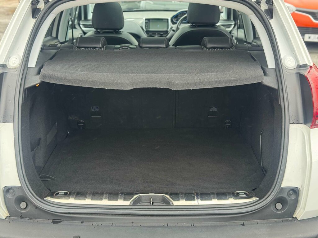 Peugeot 2008 Suv 1.6 Bluehdi Allure Euro 6 201717 Black #27