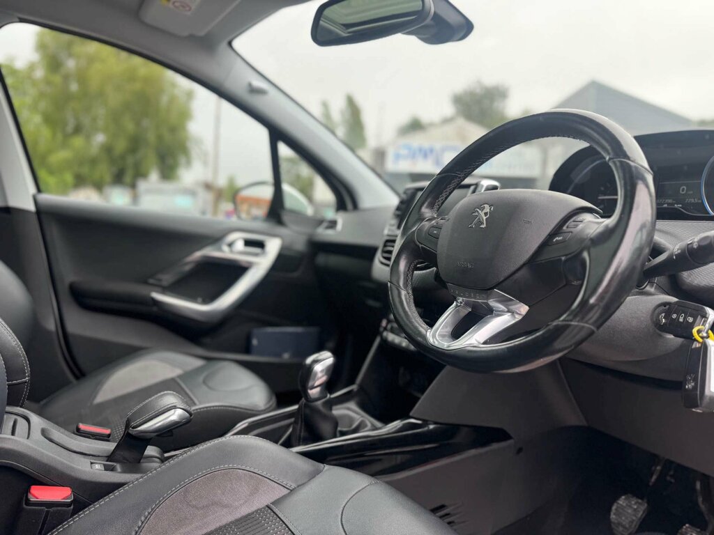 Peugeot 2008 Suv 1.6 Bluehdi Allure Euro 6 201717 Black #12