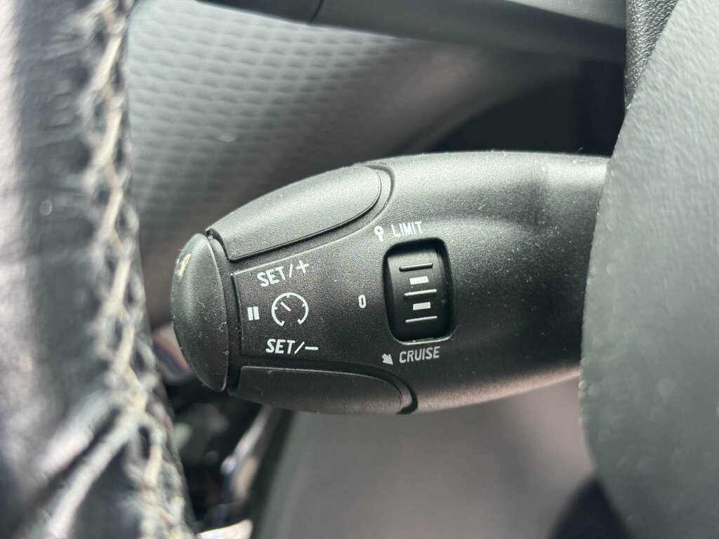 Peugeot 2008 Suv 1.6 Bluehdi Allure Euro 6 201717 Black #35