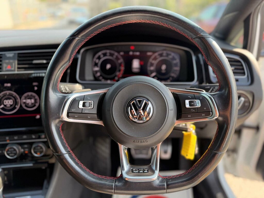 Volkswagen Golf 2.0 Golf Gti Performance Tsi WD18VZR White #5