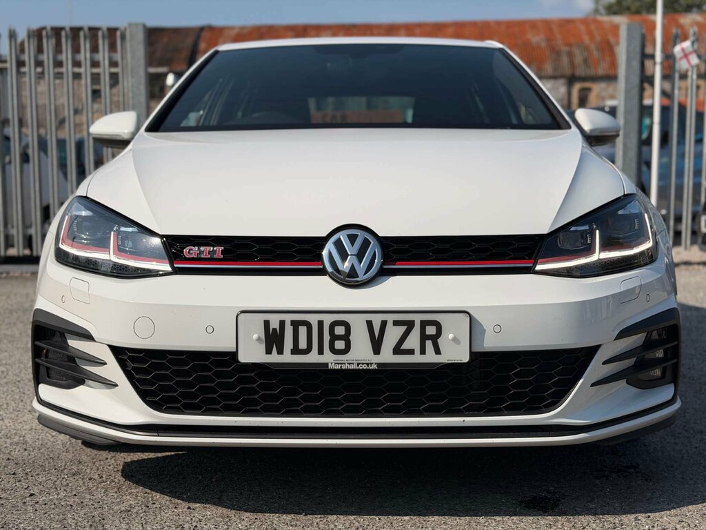 Volkswagen Golf 2.0 Golf Gti Performance Tsi WD18VZR White #2