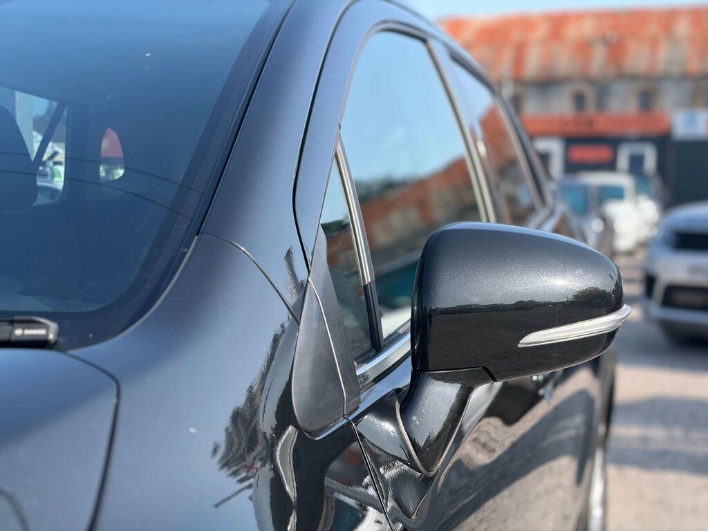 Suzuki SX4 S Cross Hatchback  #17