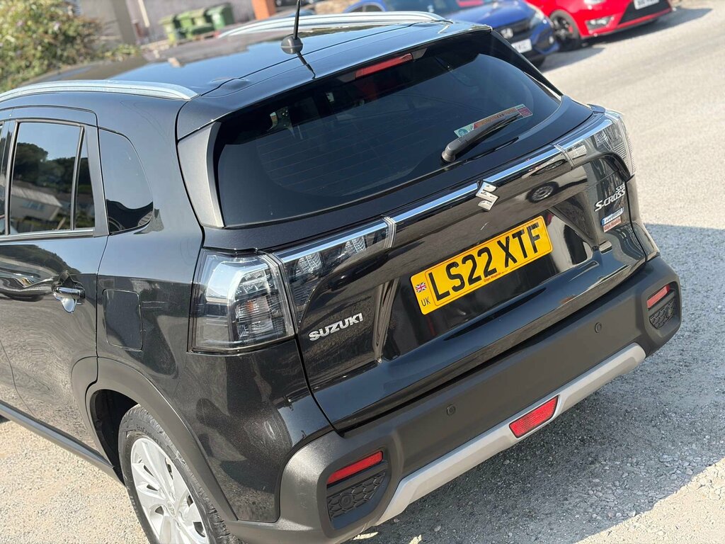 Suzuki SX4 S Cross Hatchback  #48