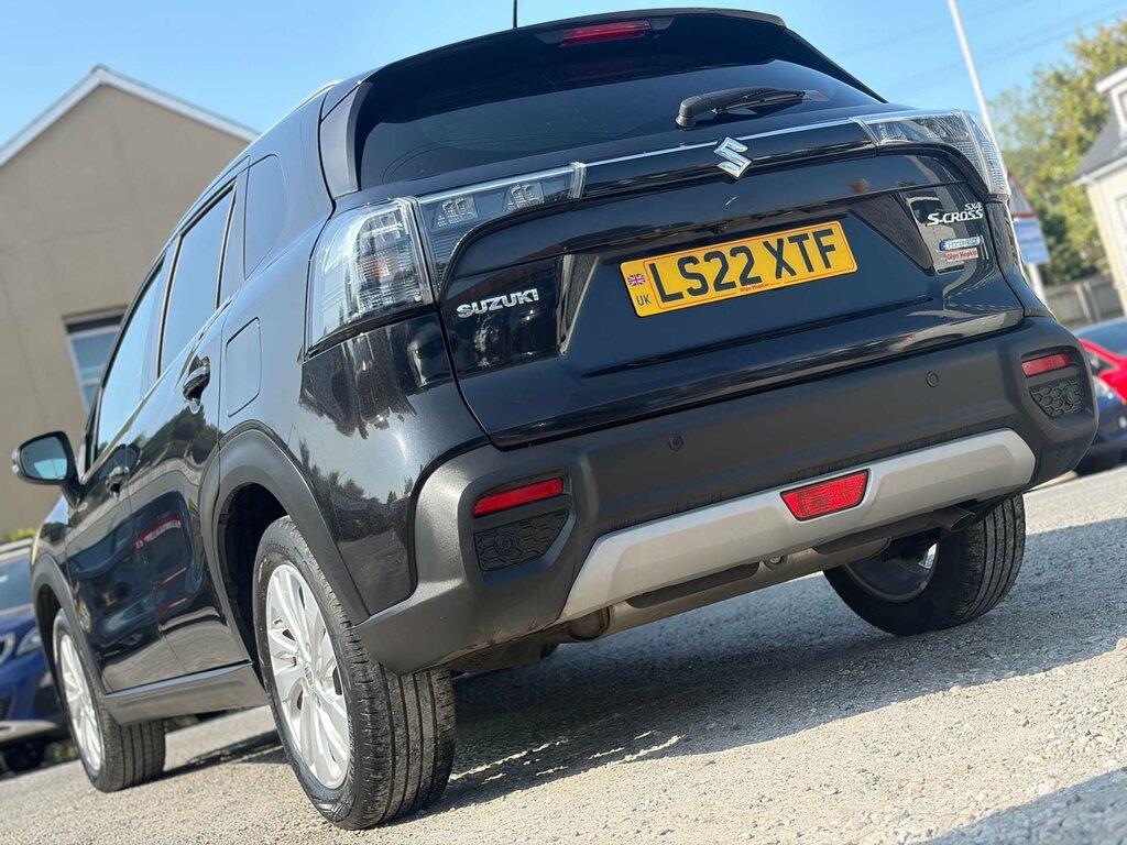 Suzuki SX4 S Cross Hatchback  #29
