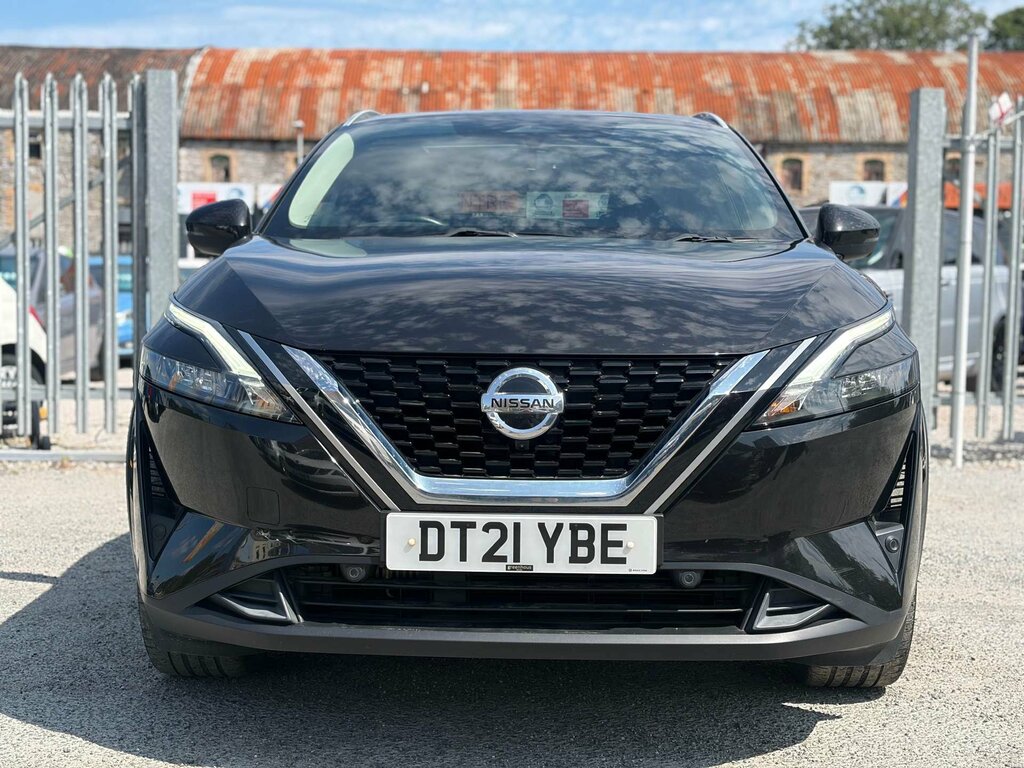 Nissan Qashqai 1.3 Qashqai N-connecta Dig-t Mhev DT21YBE Black #2