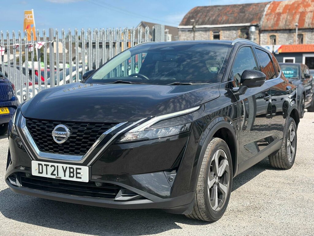 Nissan Qashqai 1.3 Qashqai N-connecta Dig-t Mhev DT21YBE Black #3