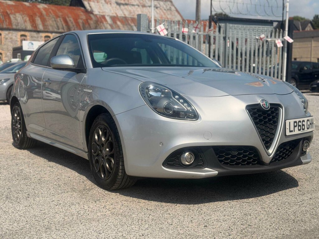 Alfa Romeo Giulietta 1.6 Giulietta Tecnica Jtdm-2 Silver #2
