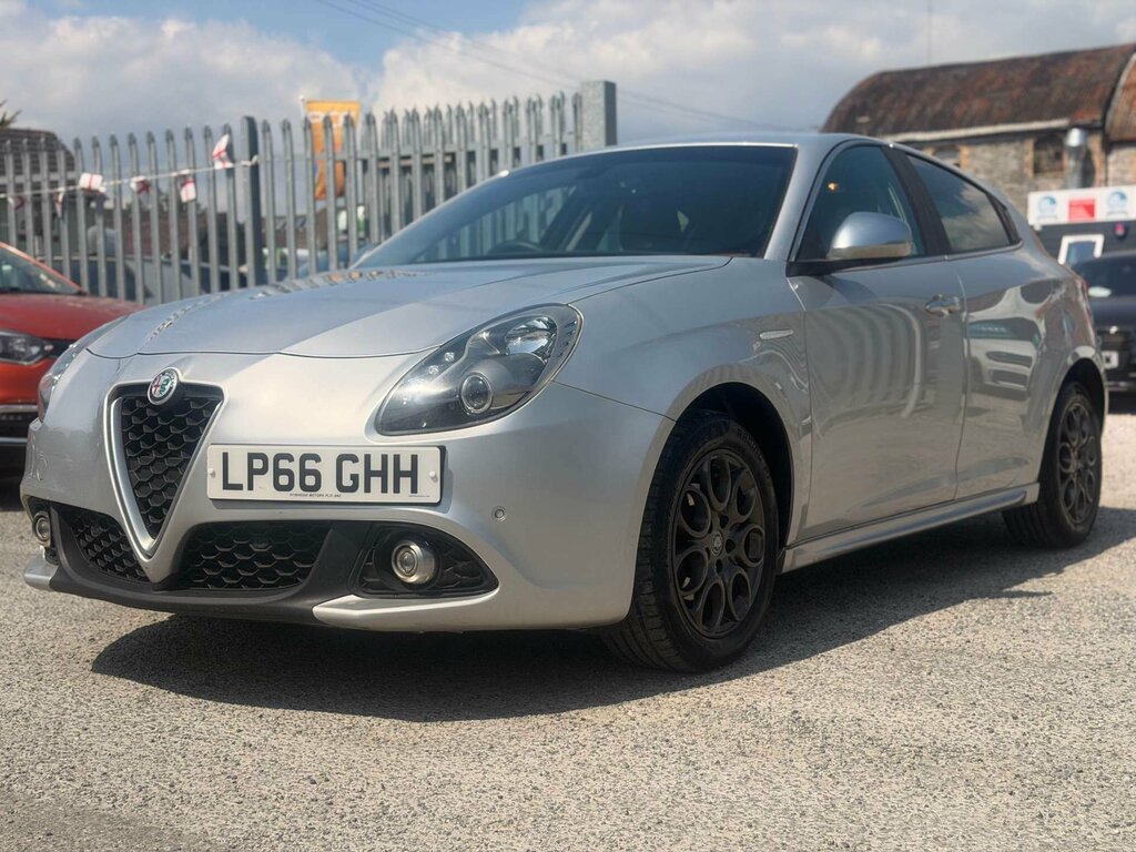 Alfa Romeo Giulietta Super Red #10