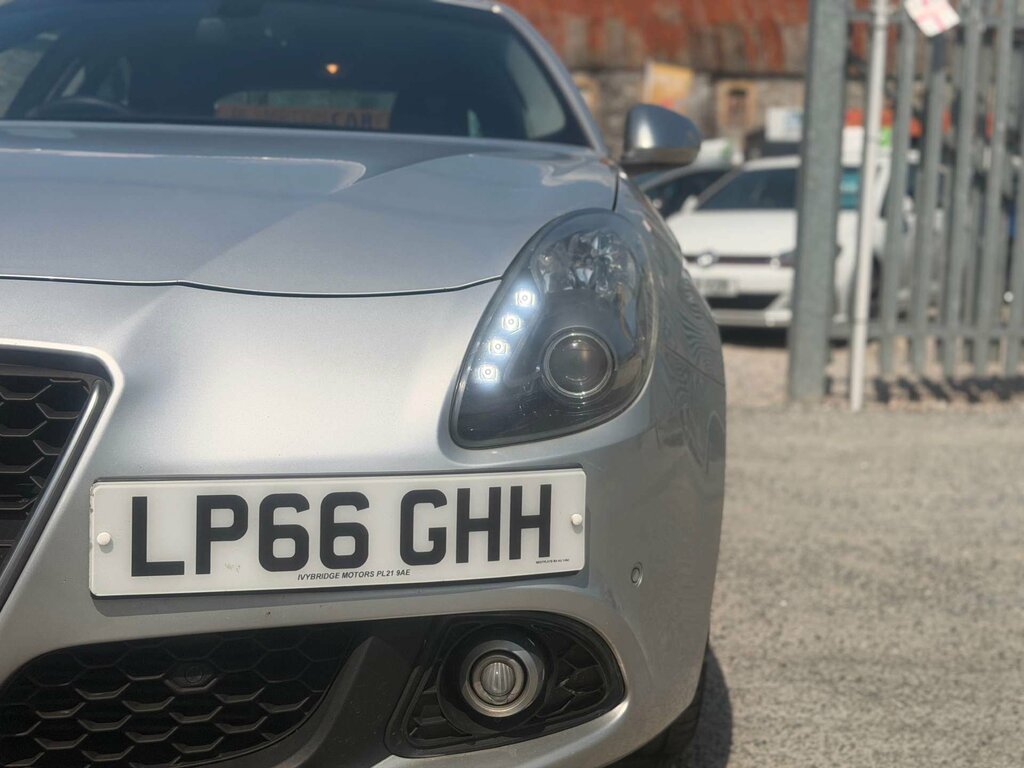 Alfa Romeo Giulietta 1.6 Giulietta Tecnica Jtdm-2 Silver #5