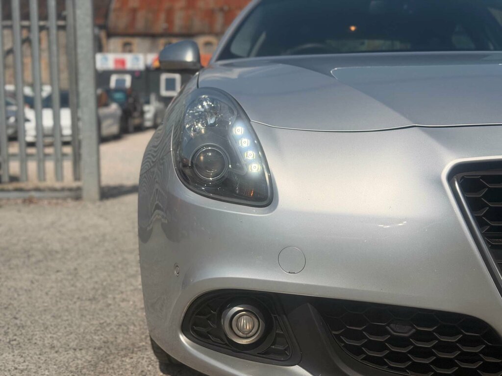 Alfa Romeo Giulietta 1.6 Giulietta Tecnica Jtdm-2 Silver #6