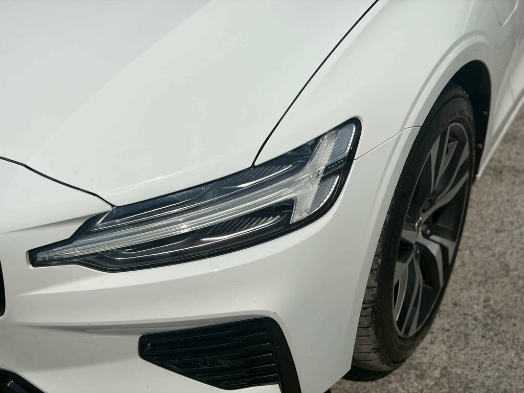 Volvo V60 R-design Black #14