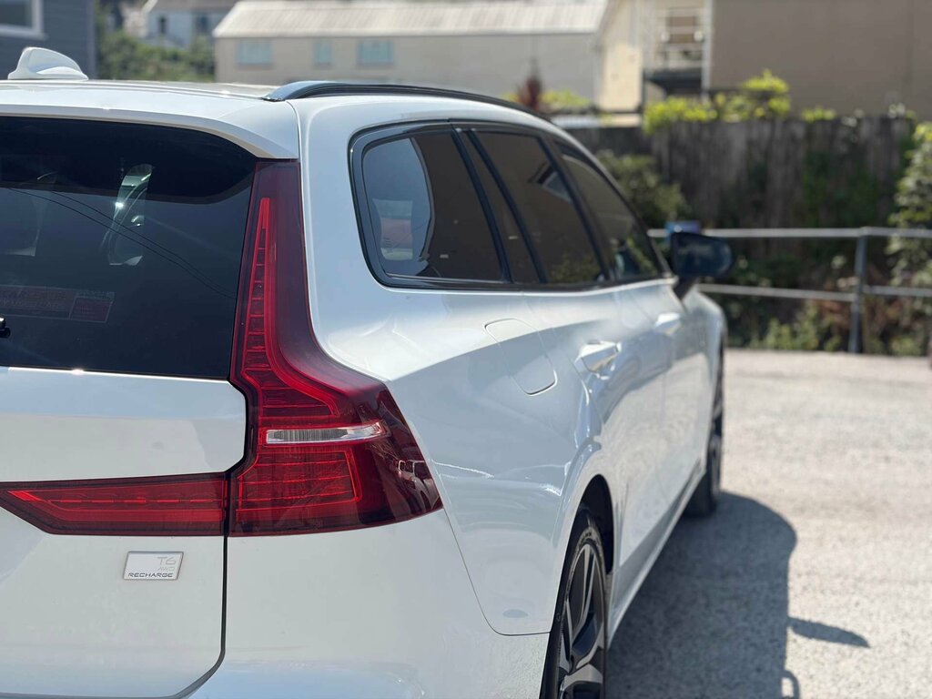 Volvo V60 R-design Black #11