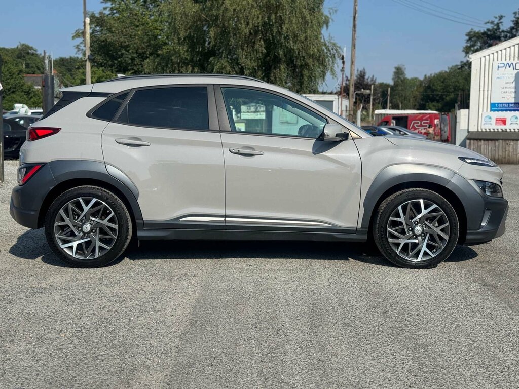 Hyundai Kona 1.6 Kona Premium Gdi Hev Grey