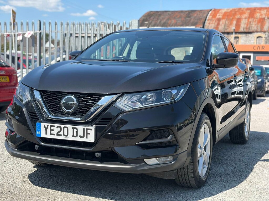 Nissan Qashqai 1.3 Qashqai Acenta Premium Dig-t Black #3
