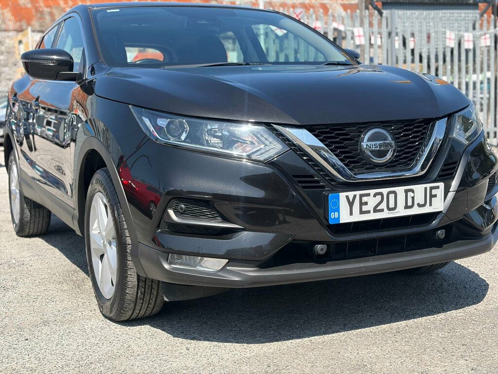 Nissan Qashqai 1.3 Qashqai Acenta Premium Dig-t Black